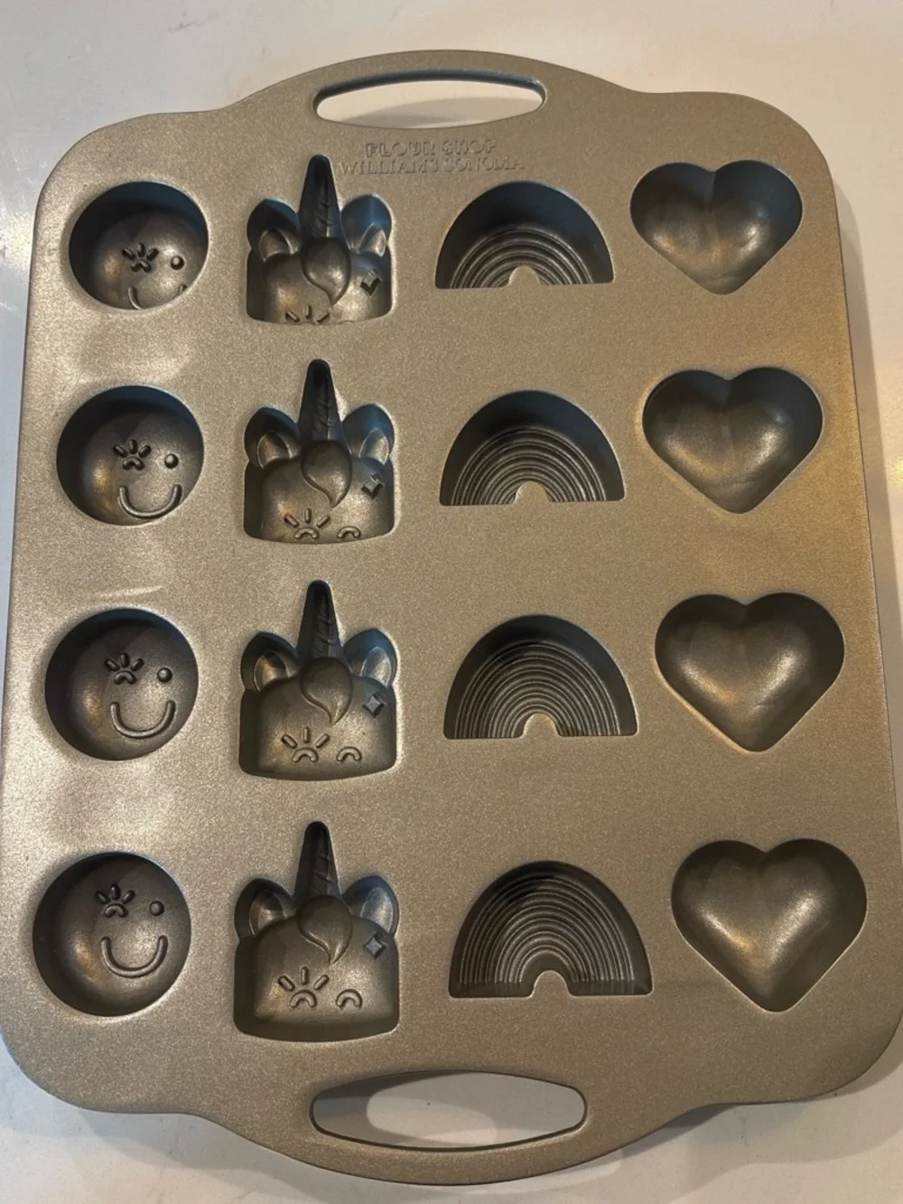 2 Williams Sonoma Unicorn, Rainbow & Heart Mini Cake Pans - Baking Cooking NEW